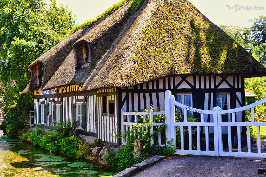 Thatched cottage at Veules-Les-Roses