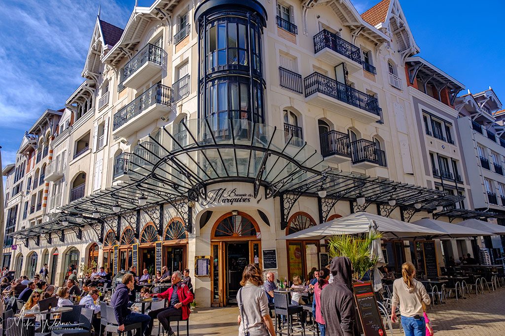 Classical building in Arcachon city centre