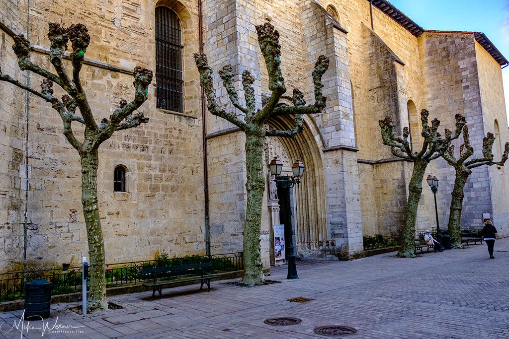 Side with the main door of the Saint-Jean-Baptiste church in Saint-Jean-de-Luz