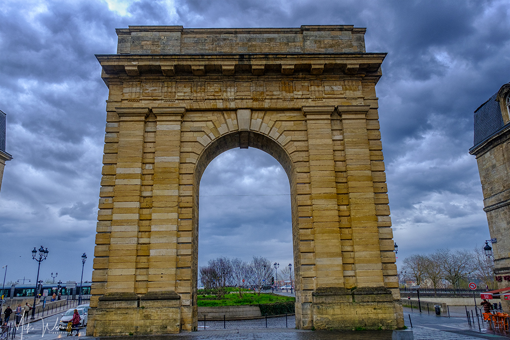 Porte de Bourgogne in Bordeaux