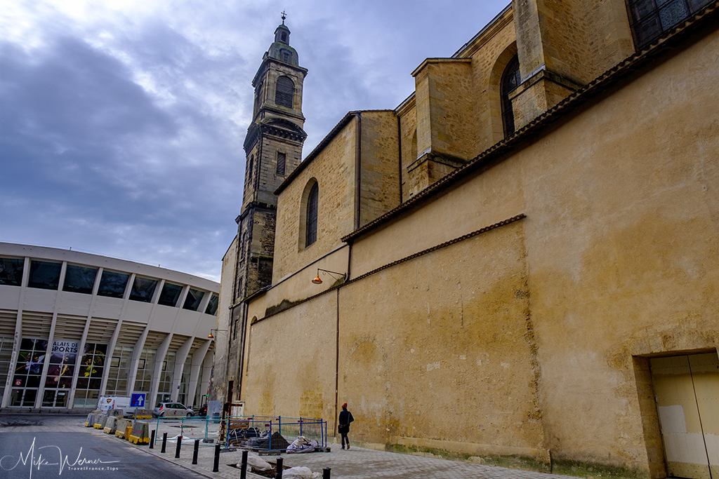 The Sports arena next to the Saint-Paul-Saint-Francois-Xavier Church 