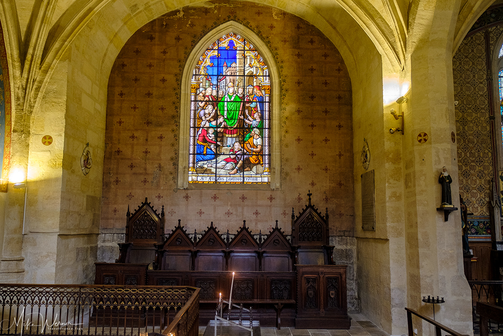 Stained glass window of the Saint Eloy (Eloi) church in Bordeaux