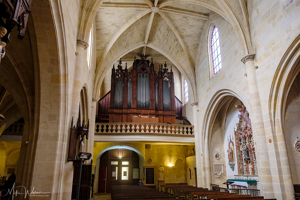 The organ of the Saint Eloy (Eloi) church in Bordeaux