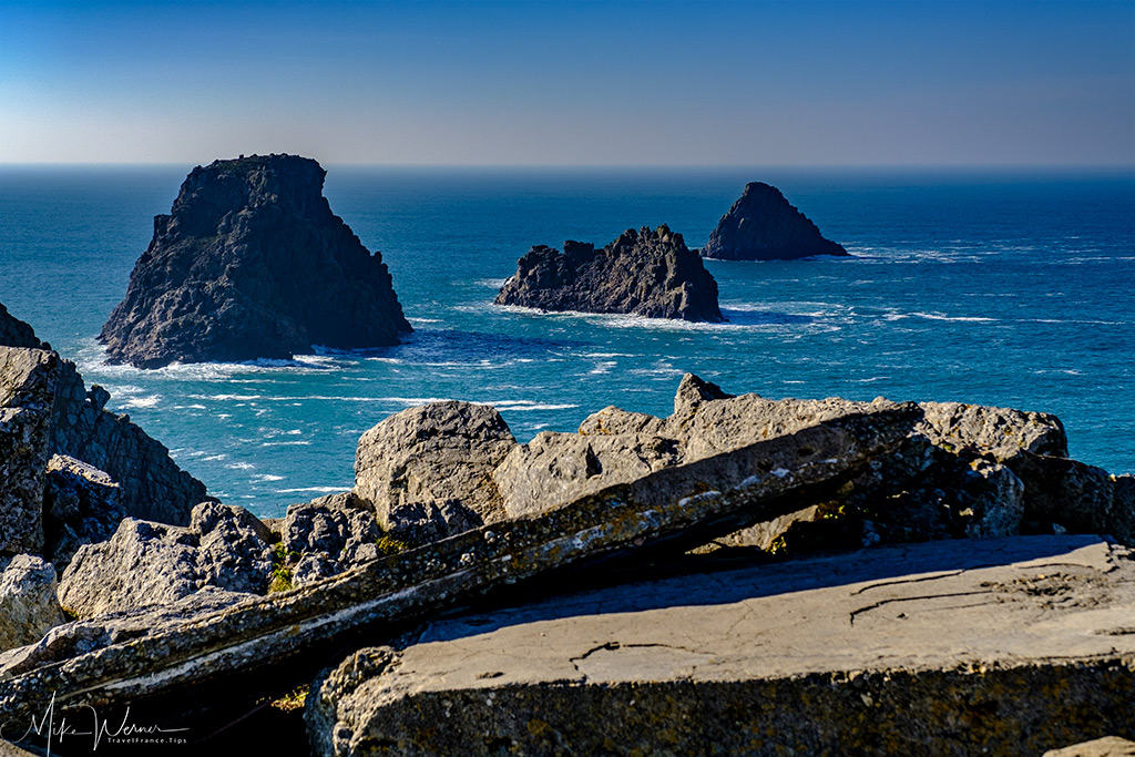 Cliff formations in the se alongside Camaret-sur-Mer in Brittany