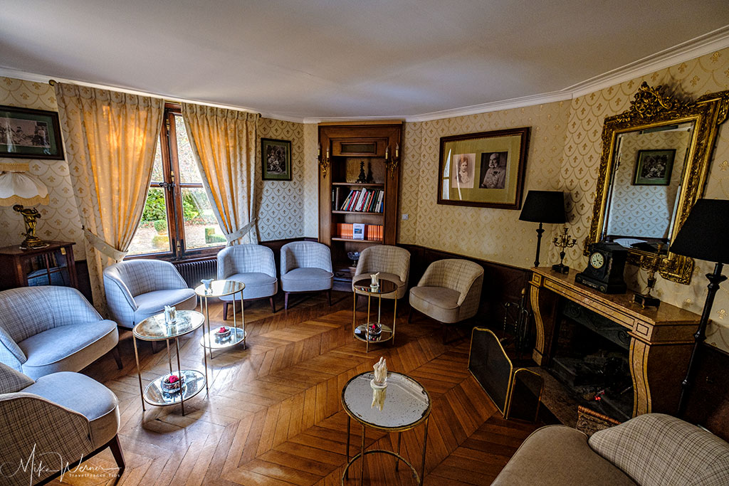 Lounge area inside the Sissi castle in Sassetot-le-Mauconduit in Normandy