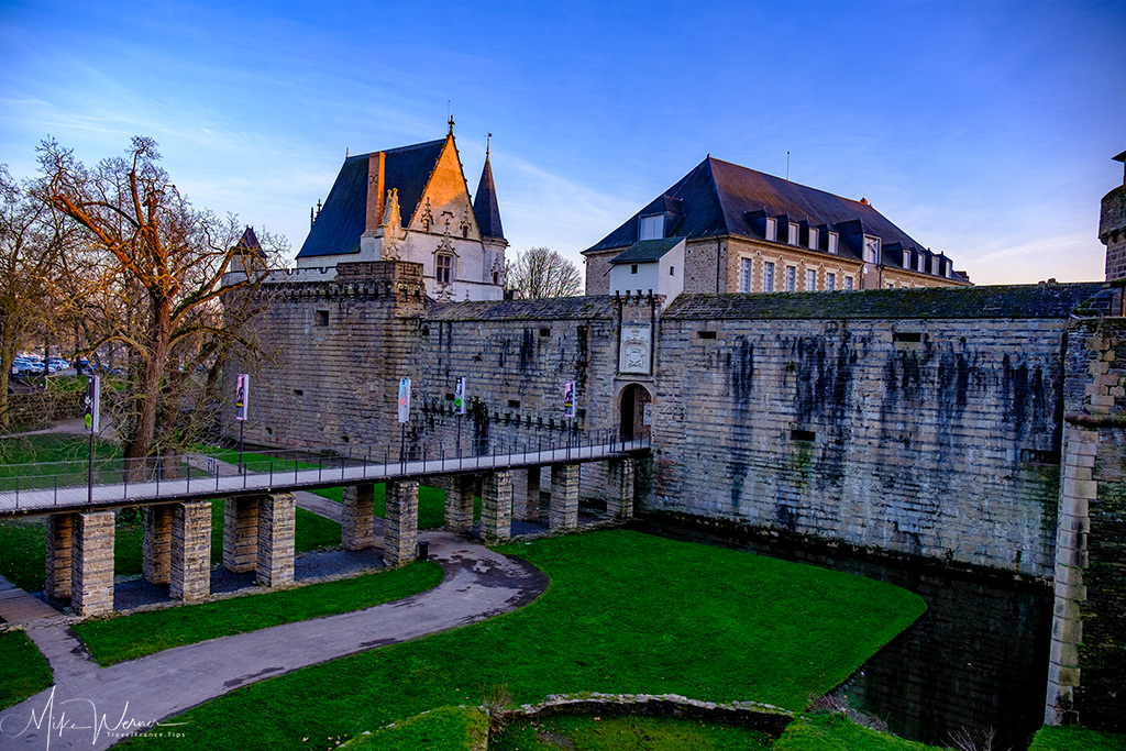 Moat snaking alongside the Duke's castle in Nantes