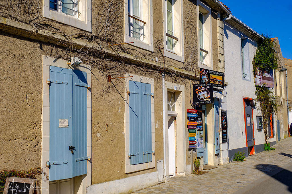 Houses and shops in Noirmoutier-en-l'Ile