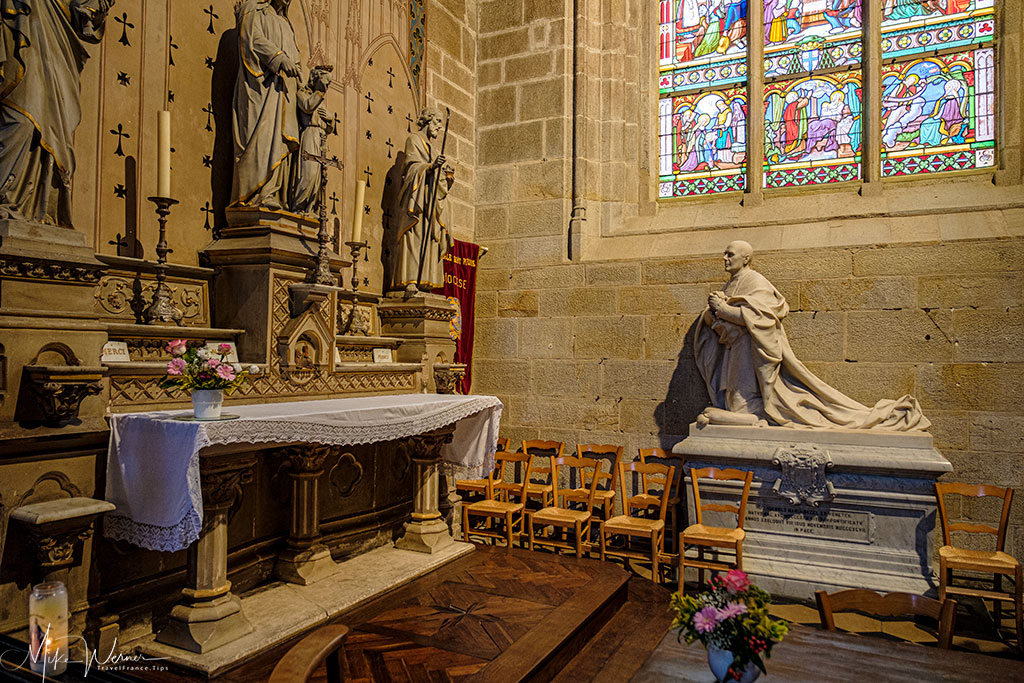 One of 10 chapels in the Saint-Pierre cathedral in Vannes