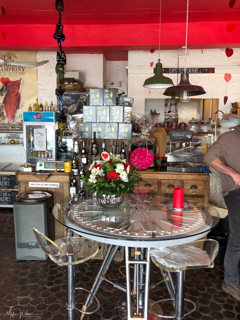 Oyster snackbar in Quiberon, Brittany