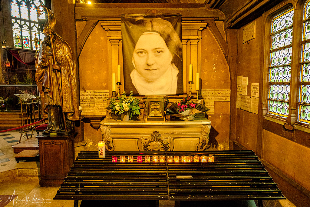 Small chapel dedicated to sainte Therese de Lisieux. at the Saint-Catherine church in Honfleur