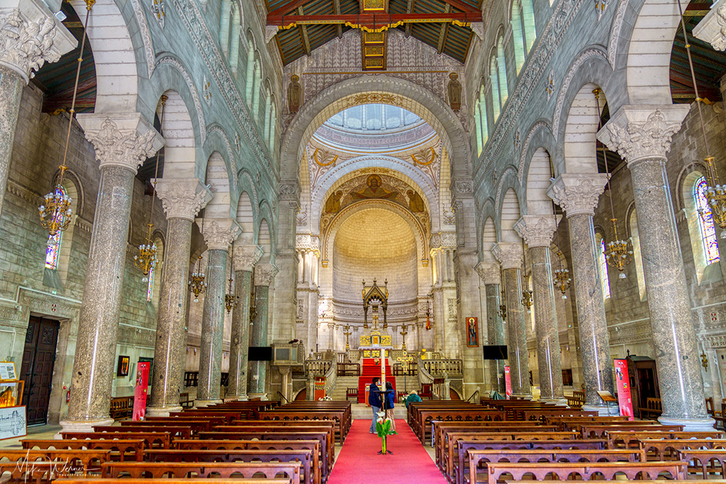 Inside the Basilica Saint-Martin de Tours