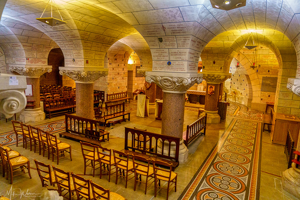 The crypt of the Basilica Saint-Martin de Tours