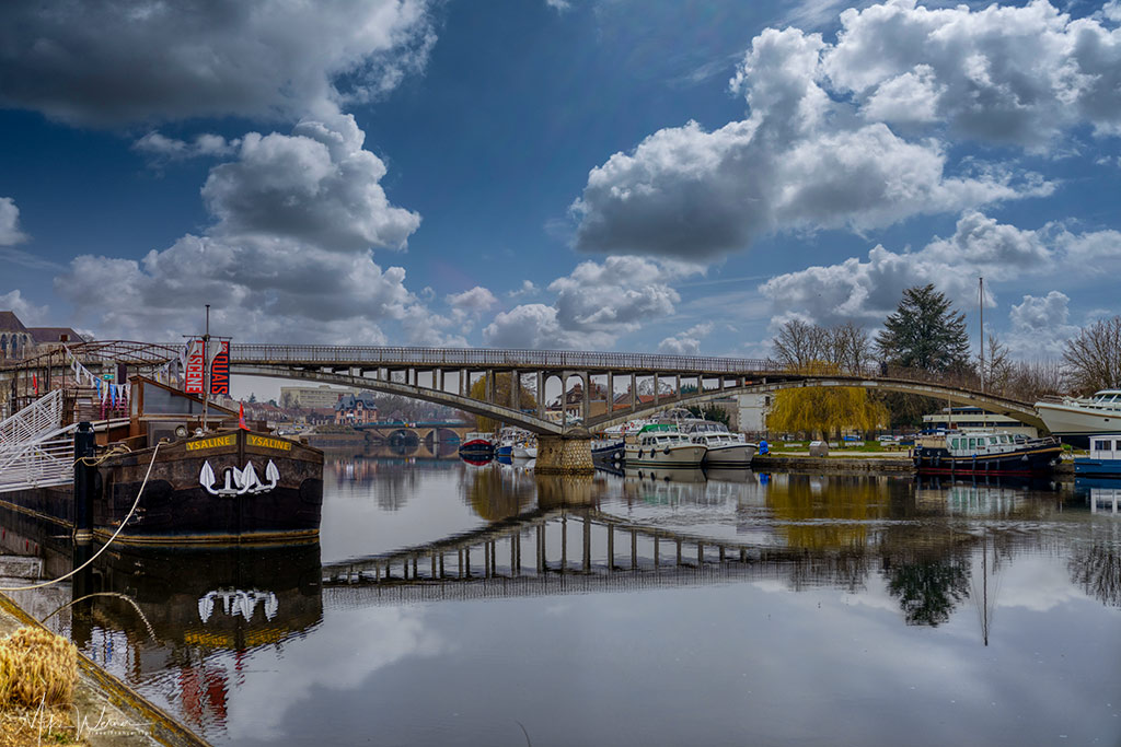 Passerelle de la Liberte (pedestrian bridge)