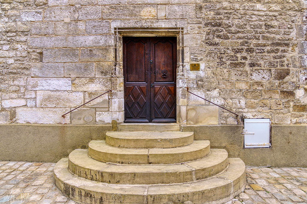 Old castle door in Chablis